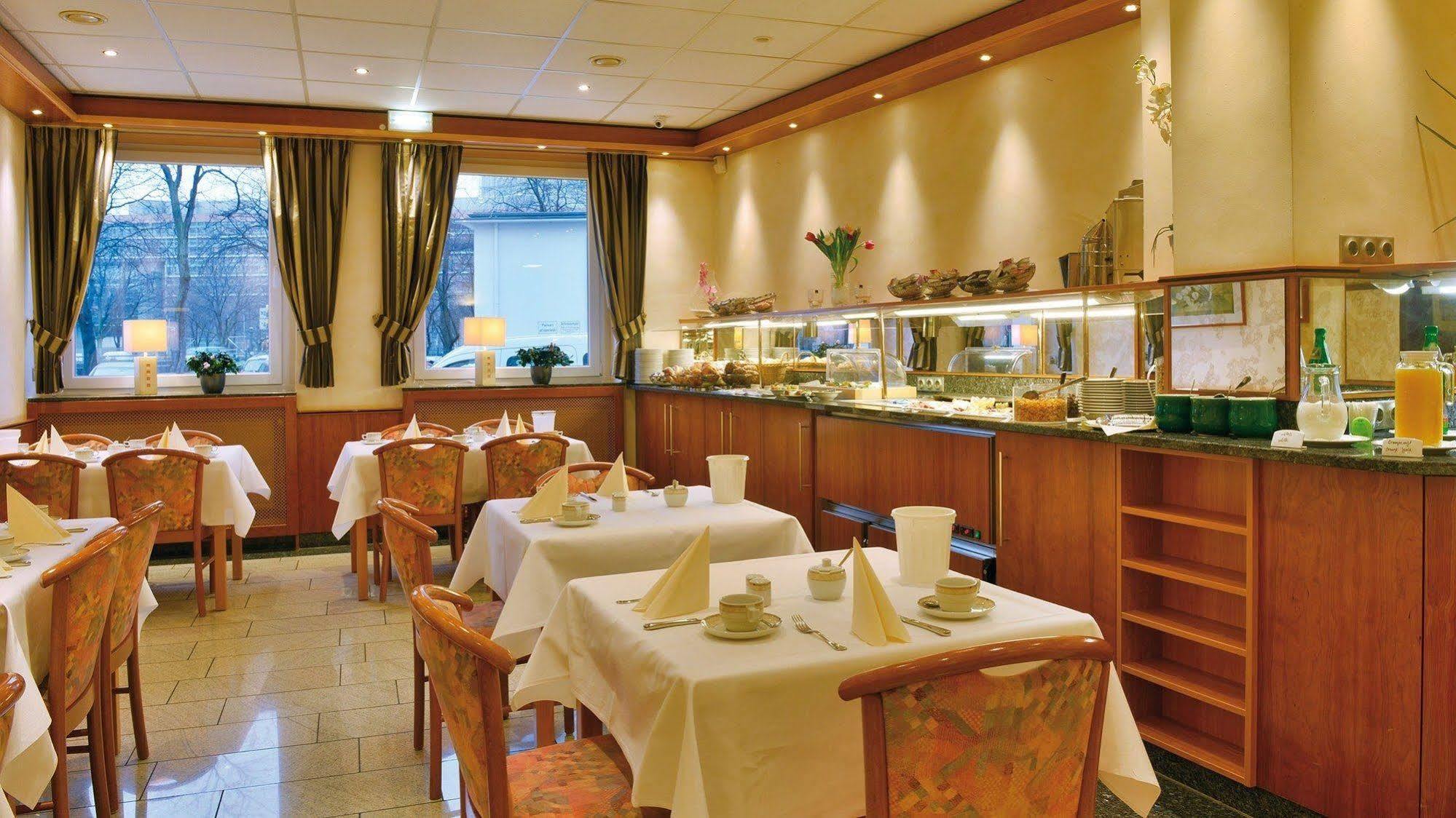 Ilbertz Garni Hotel Colónia